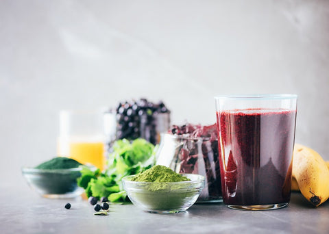 Heavy Metal Detox Smoothie Set nach Anthony William - BIO GerstengrasSAFTpulver 100 g, Wildheidelbeerpulver 200 g, Spirulinapulver 250 g, Dulseflocken 50 g