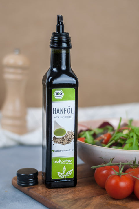 Bio Hanföl als Salatdressing